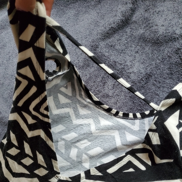 Dress - Picture 3 of 4